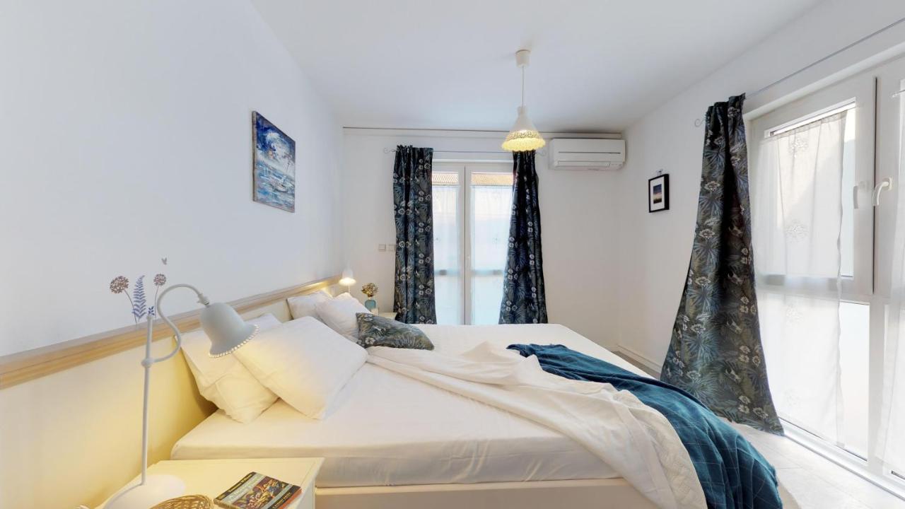 Stella Deluxe Superior 5 Star Apartment, Your Piece Of Heaven By The Sea & Park, With Sea View Novigrad  Exterior photo